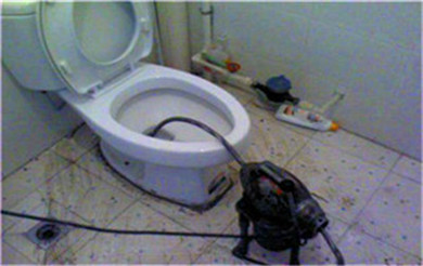 云城区厨房厕所马桶地漏管道下水道堵塞的疏通电话